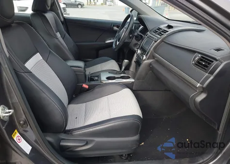 2013 Toyota Camry Se z USA, uszkodzony, nr VIN 4T1BF1FK5DU696919